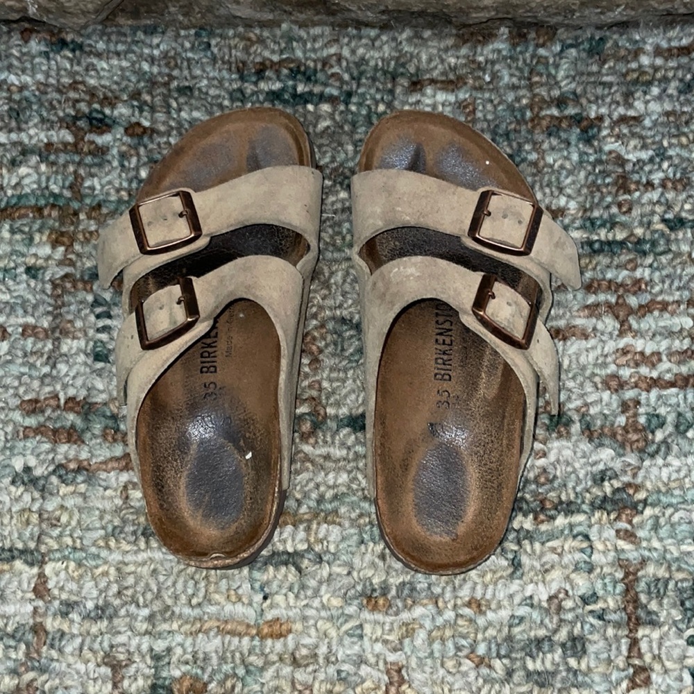 Arizona Birkenstocks -size 35 W